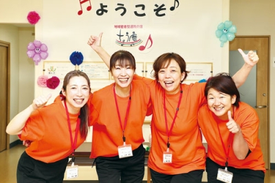 写真：左から平田さん、小林さん、髙田所長、高木さん