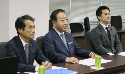 写真：立憲民主党の全国幹事長・選対責任者会議に出席した（左から）大串選対委員長、野田代表、小川幹事長＝４日午後、東京・永田町の党本部