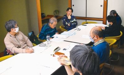 写真：室蘭地域ネットの歩みと今後について話し合った懇談会