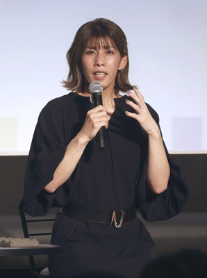 写真：シンポジウムで労働災害防止について語る吉田沙保里さん