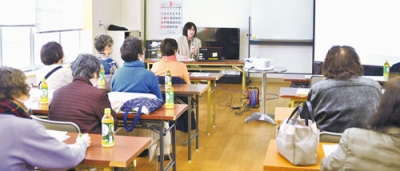 写真：詐欺の巧妙な手口などを学んだ福祉委員勉強会