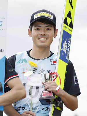 写真:ノルディックスキーの妙高サマージャンプ大会で3位だった藤田慎之介=9月、妙高高原赤倉シャンツェ