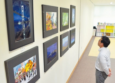 写真:会員の力作が並ぶ写真展