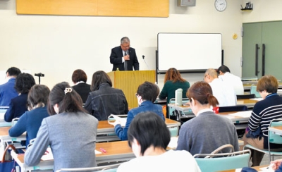 写真:年末調整の変更点を確認した税制改正セミナー