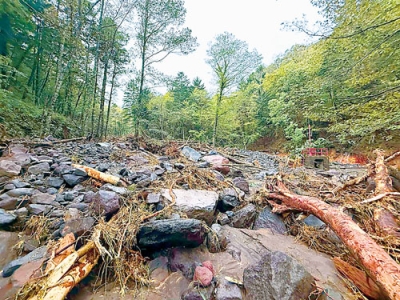写真:断水となったカルルス地区の取水口(市水道室提供)