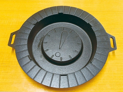 写真:多目的鉄鍋・囲(かこい)