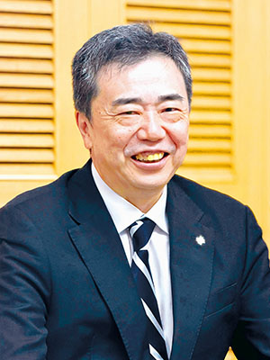 写真:1日付で母恋の新理事長に就任する大橋壯樹氏