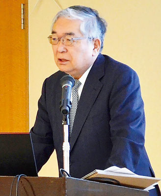 写真:町長として取り組んだまちづくりについて話す松岡さん