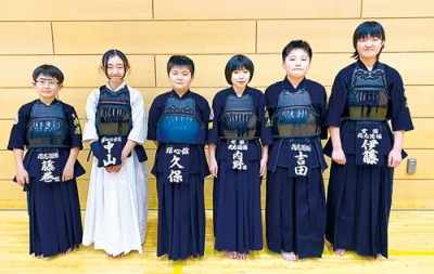 写真:全道大会へ気合が入る室蘭市の剣士たち