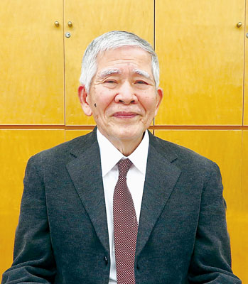 写真:カトリック室蘭教会信徒会の田中賢治会長