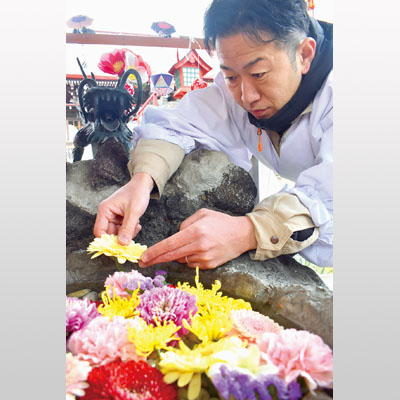 写真:新年を彩る伊達神社の花手水