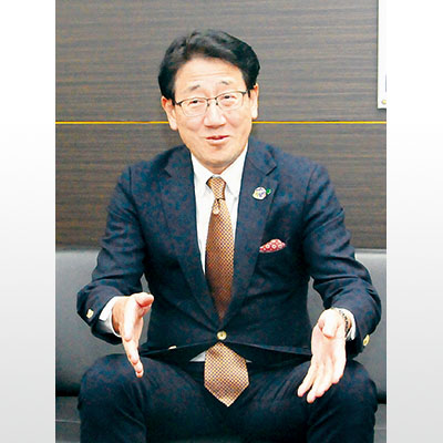 写真:新エネ産業を推進する室蘭について「ものづくりのまちの設備や港を活用できる」と指摘する髙田副頭取