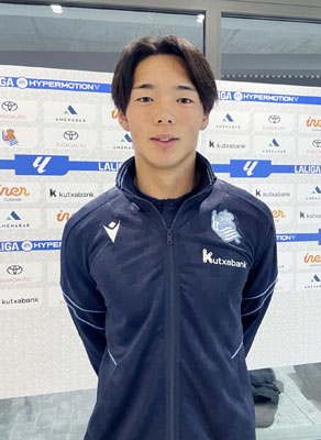 写真:取材に応じるレアル・ソシエダードの喜多=1月、サンセバスチャン(共同)