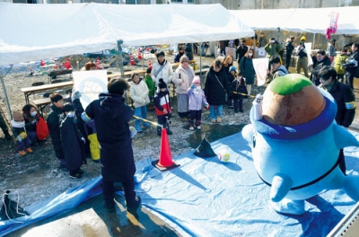 写真:今年も多彩な企画を用意する中央町冬まつり(昨年の様子)