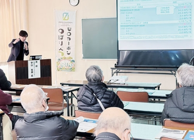 写真:一人一人が取り組める温暖化対策を考えた環境講演会