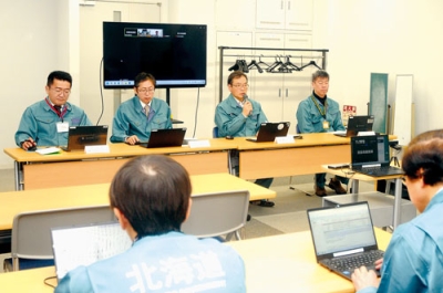 写真:防疫計画などを確認した対策会議