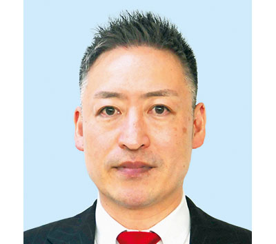 写真: 赤根広介氏