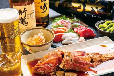 写真:ヤマサン渡辺商店の宴会プラン料理の一例