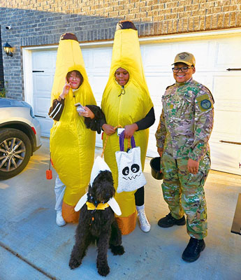 写真:ハロウィーンの仮装